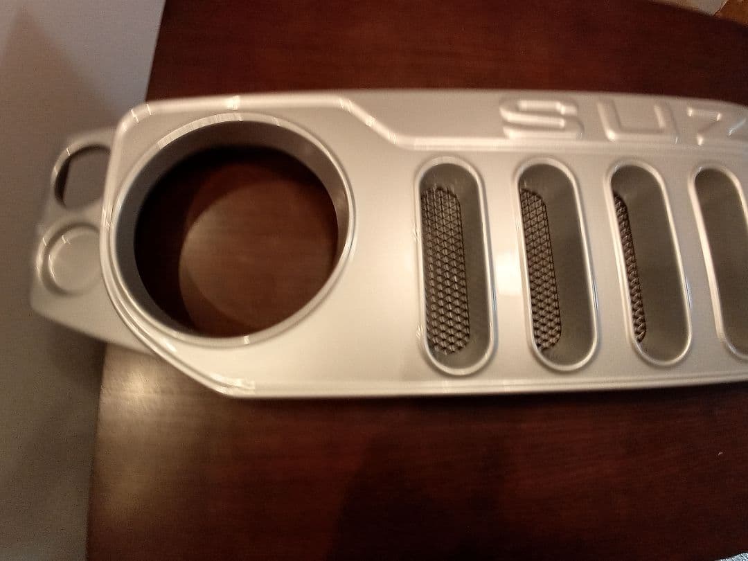 ジムニーメーカーシルバー塗装済みKLCフェイスグリルSJ未使用訳あり