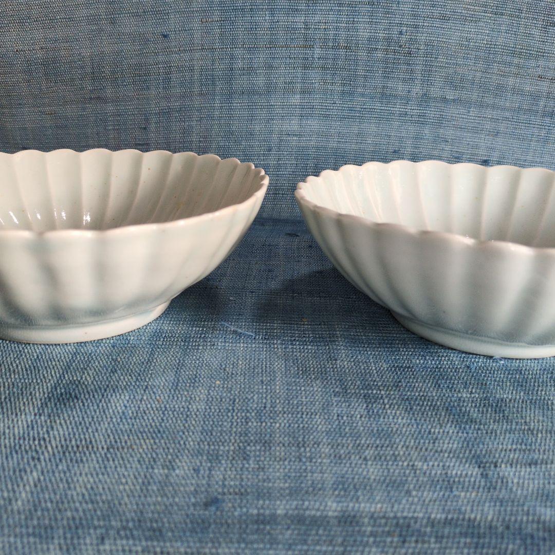 村田森さんの白磁輪花鉢2点