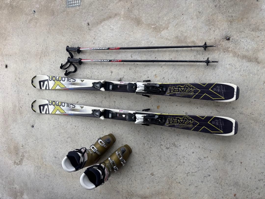 美品　サロモン　スキー板　ブーツ　4点セット