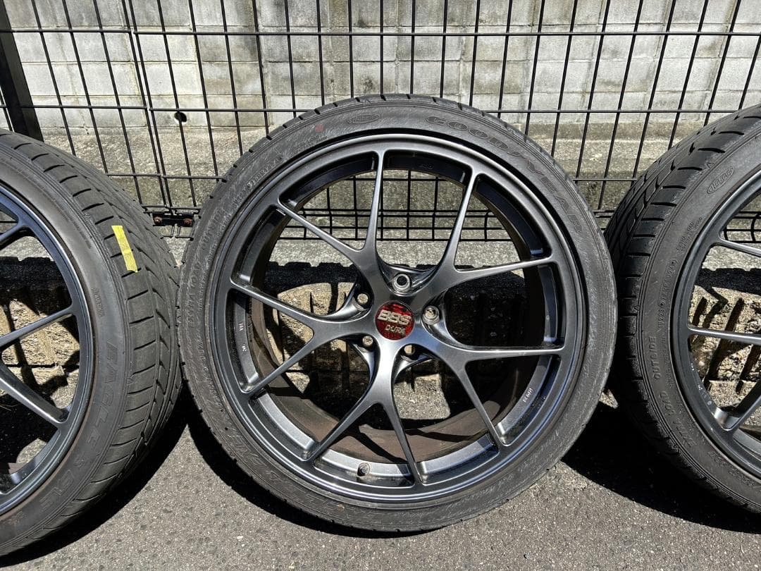 美品　BBS RI-D 19インチ ホイール　タイヤ　 4本セット