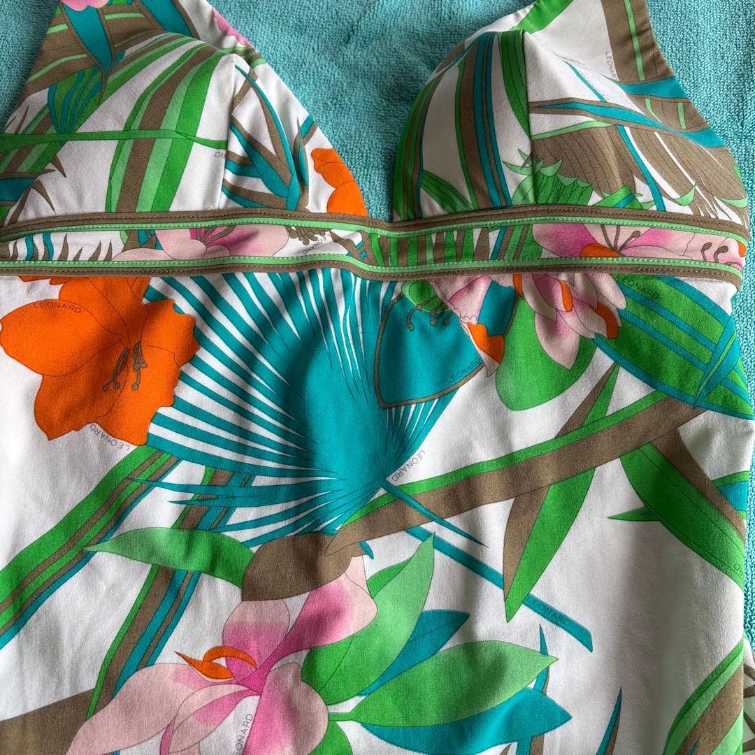 レオナール　花柄水着　サイズ40