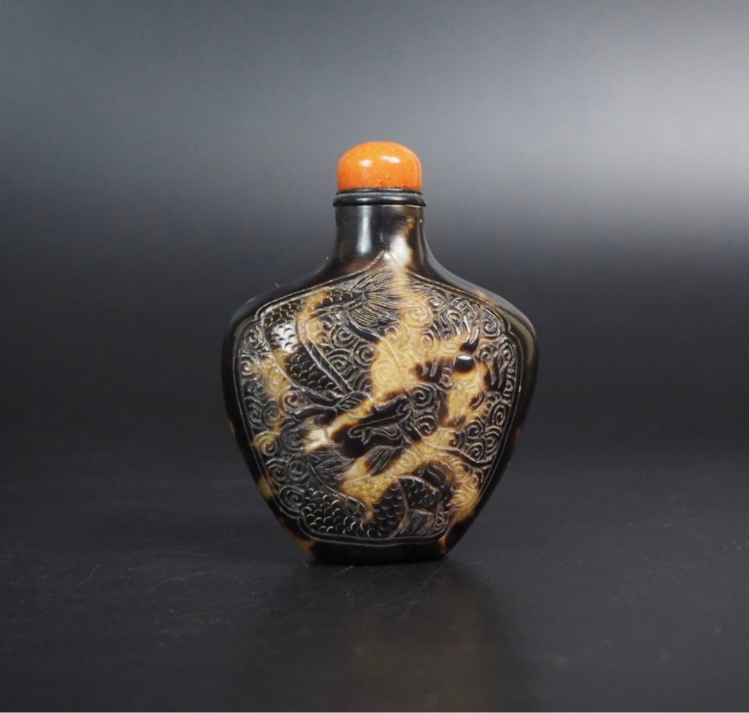 送料無料　清時代本べっ甲（玳瑁）龍鳳細密彫刻鼻煙壺 ★時代珍品★