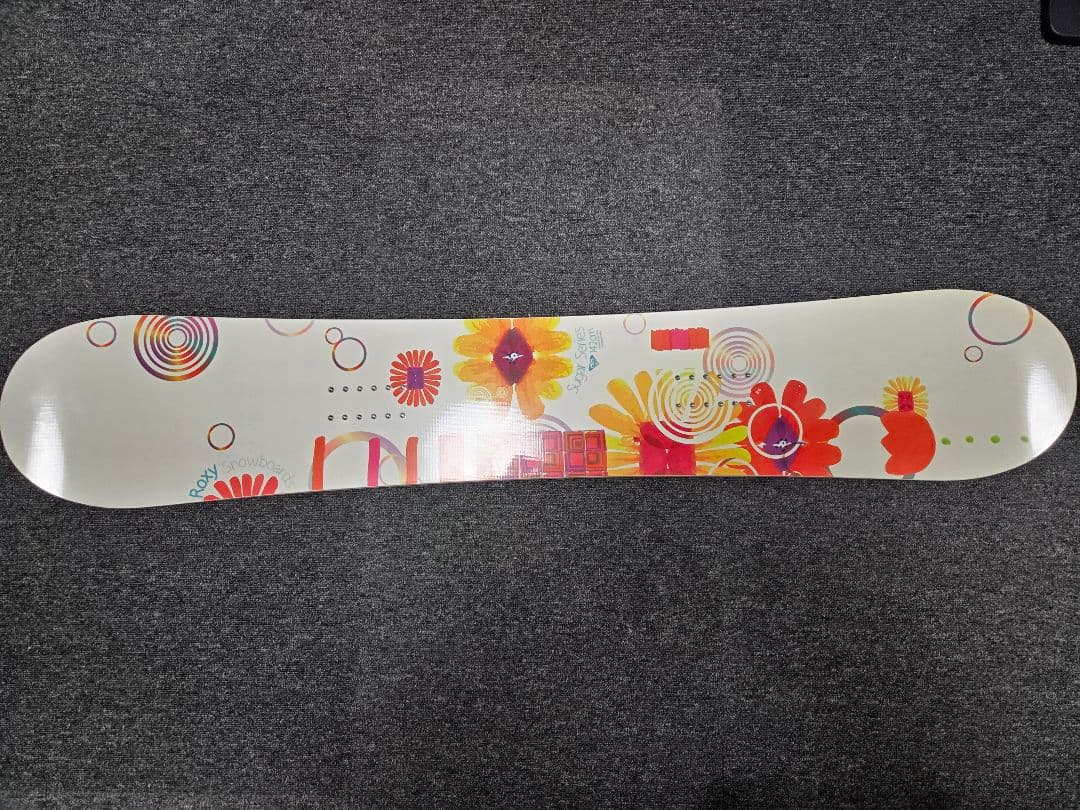 ★良品★スノーボード板 ROXY boards SUGAR 142cm