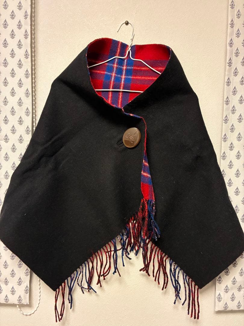 vivienne westwood 黒と赤のチェック フリンジ付きケープ