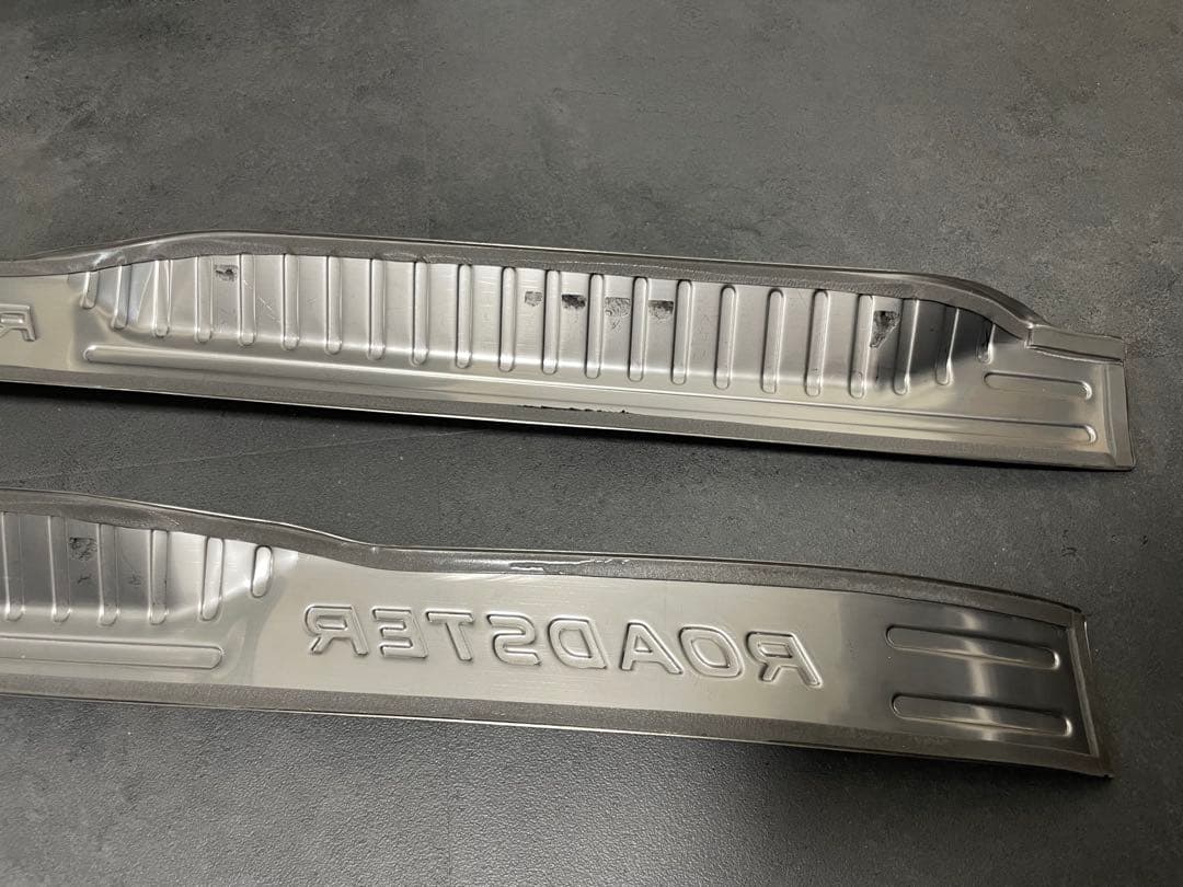 ND ロードスター　ステンレス　スカッフプレート　ロゴ入り