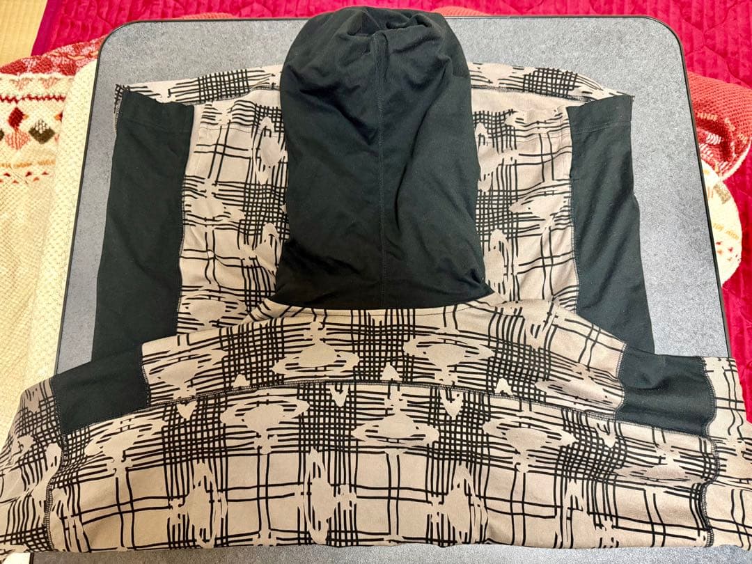 【新品未使用】ヴィヴィアンウエストウッド レッドレーベル フーディー ブラウン