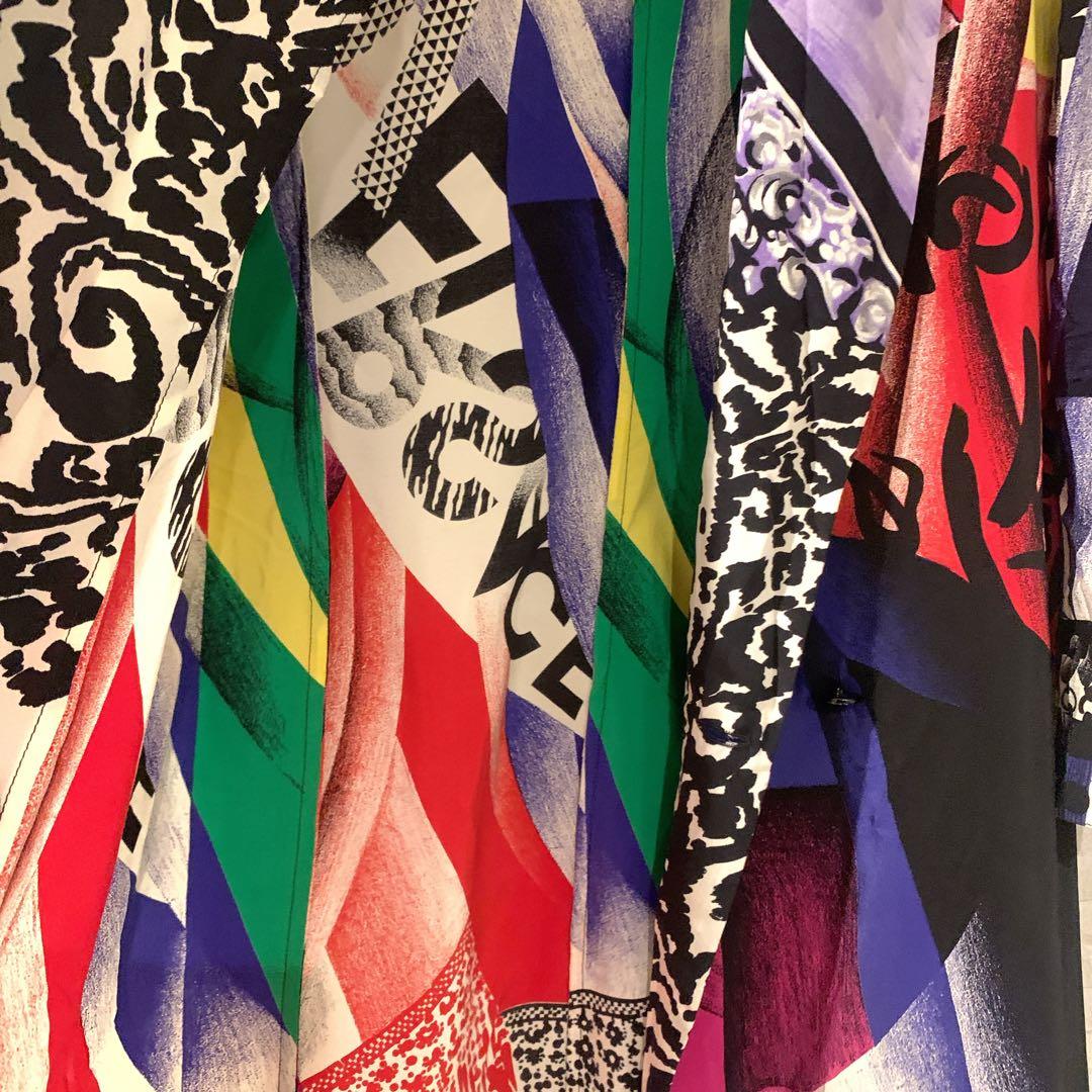 GIANNI VERSACE　ジャンニヴェルサーチ　シルクジャケット　40 ロゴ