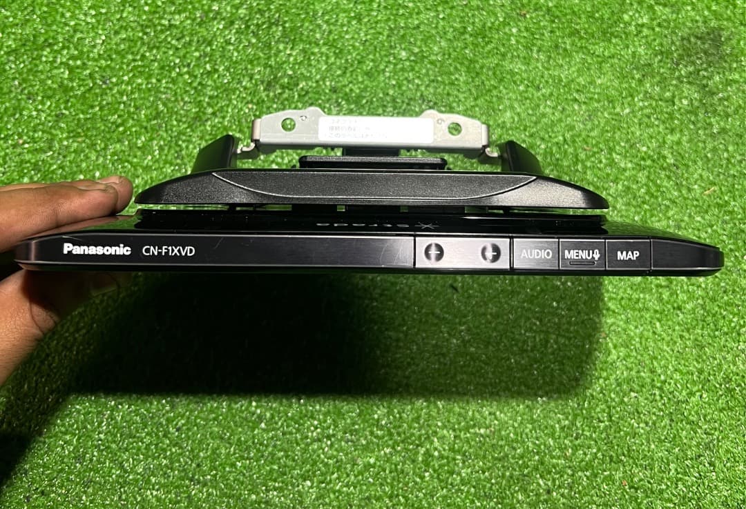 Panasonic Strada CN-F1XVD Blu-rayナビ