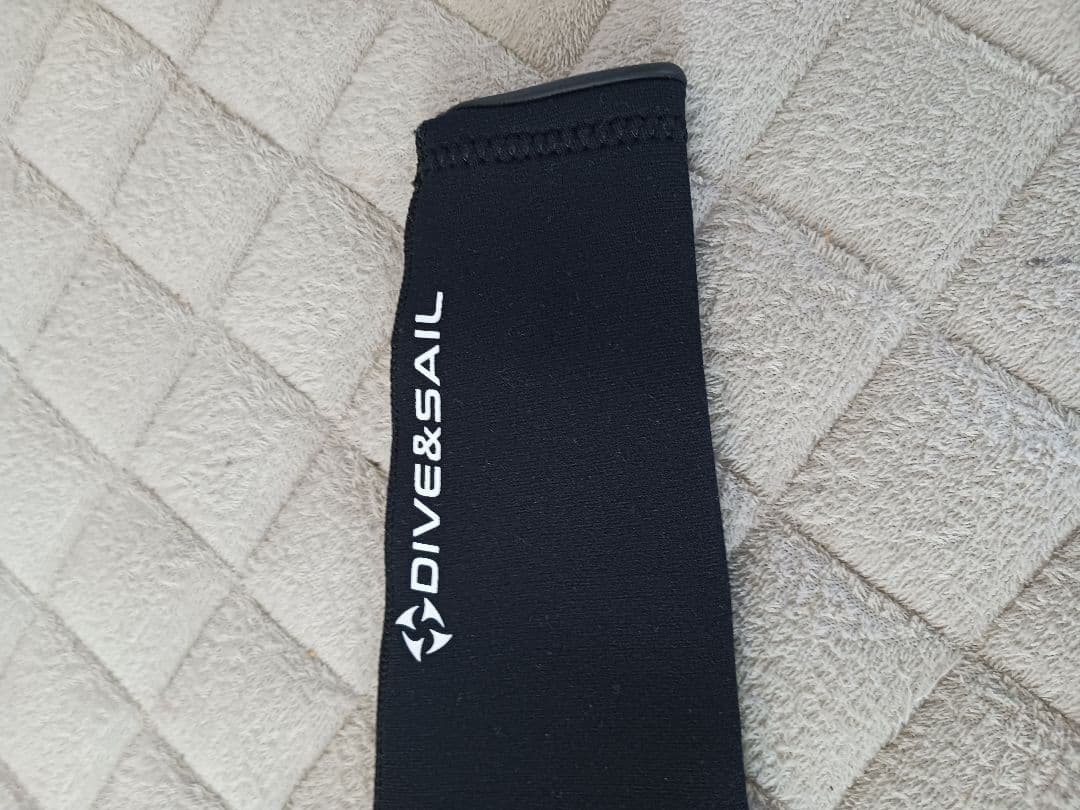 ウエットスーツ 　フロントファスナー　ネオプレン素材　ダイビング　サーフィン