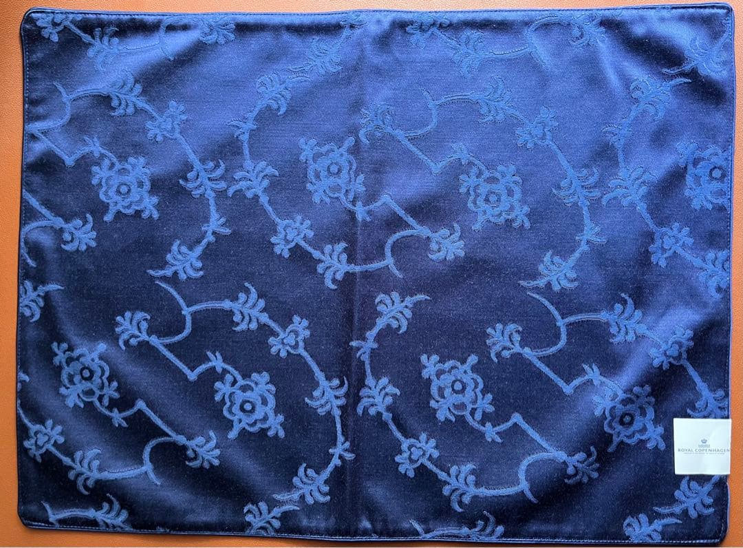 【未使用】貴重★ロイヤルコペンハーゲン ブルーフルーテッド柄 ランチョンマット