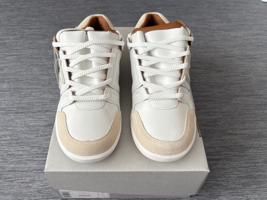 SANGACIO ホワイト/ベージュ　バンクシーコラボ