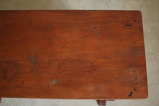 小ぶりな木製の机　小引き出し2杯　サイドテーブル　作業台　文机　古家具　古民家