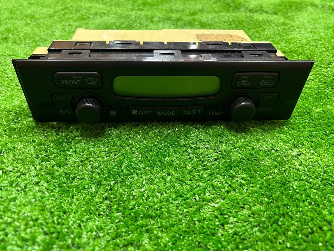 ハイラックスサーフ185ディーゼル エアコンスイッチ