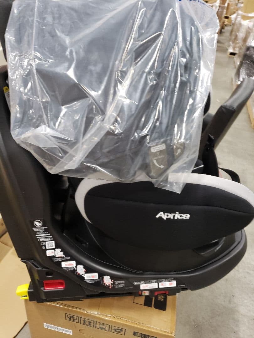 Aprica チャイルドシート ISOFIX回転式 R129適合 2187853