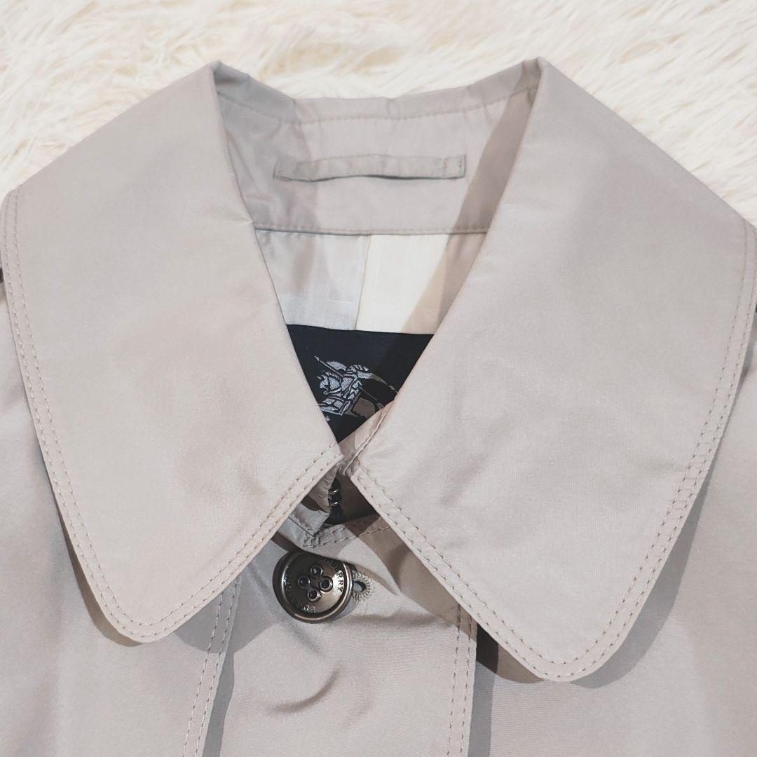 タグ付き バーバリーロンドン 裾フレア プリーツ トレンチコート 裏地チェック