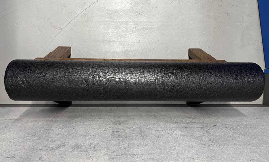 木製　フォームローラー スタンド 楢の木の温もり　セルフケア、ヨガやストレッチに