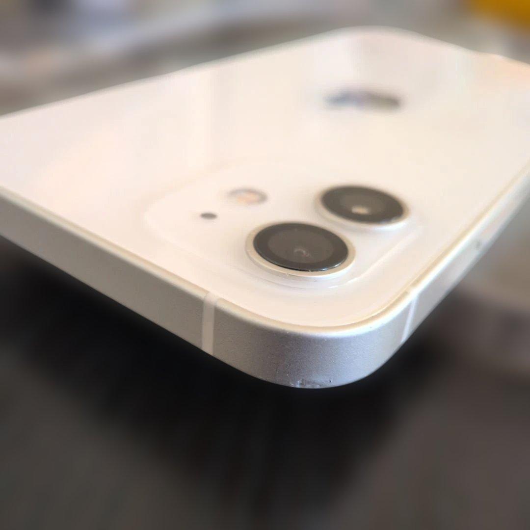 Apple iPhone 12 SIMフリー