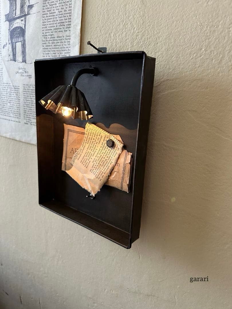 古道具照明　単3乾電池照明　古材ディスプレイ照明　古材サインボード　カフェ照明