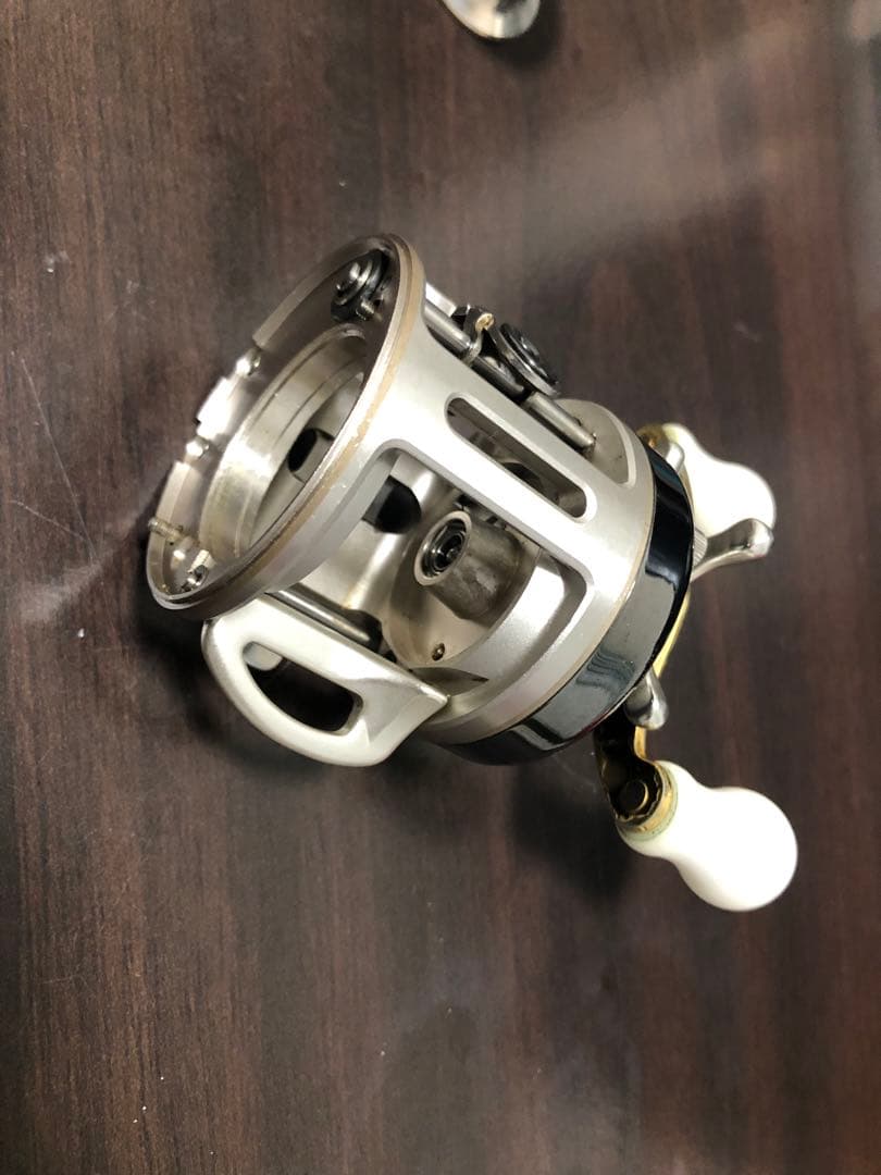 EF651118　RYOBI バリウスf200