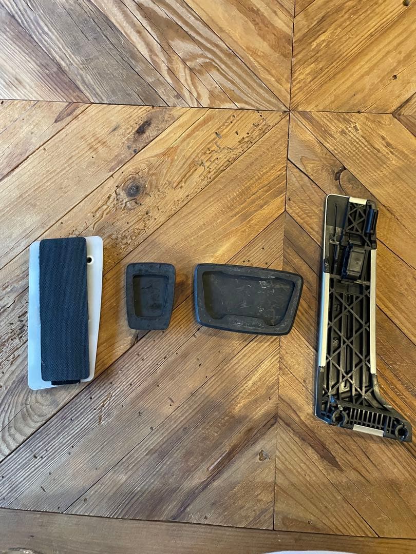 アリスト　純正　スポーツペダル　中古