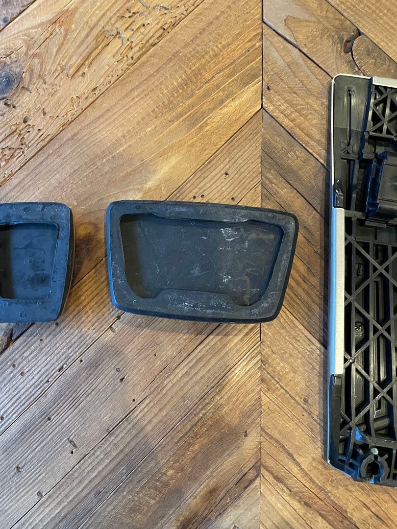 アリスト　純正　スポーツペダル　中古