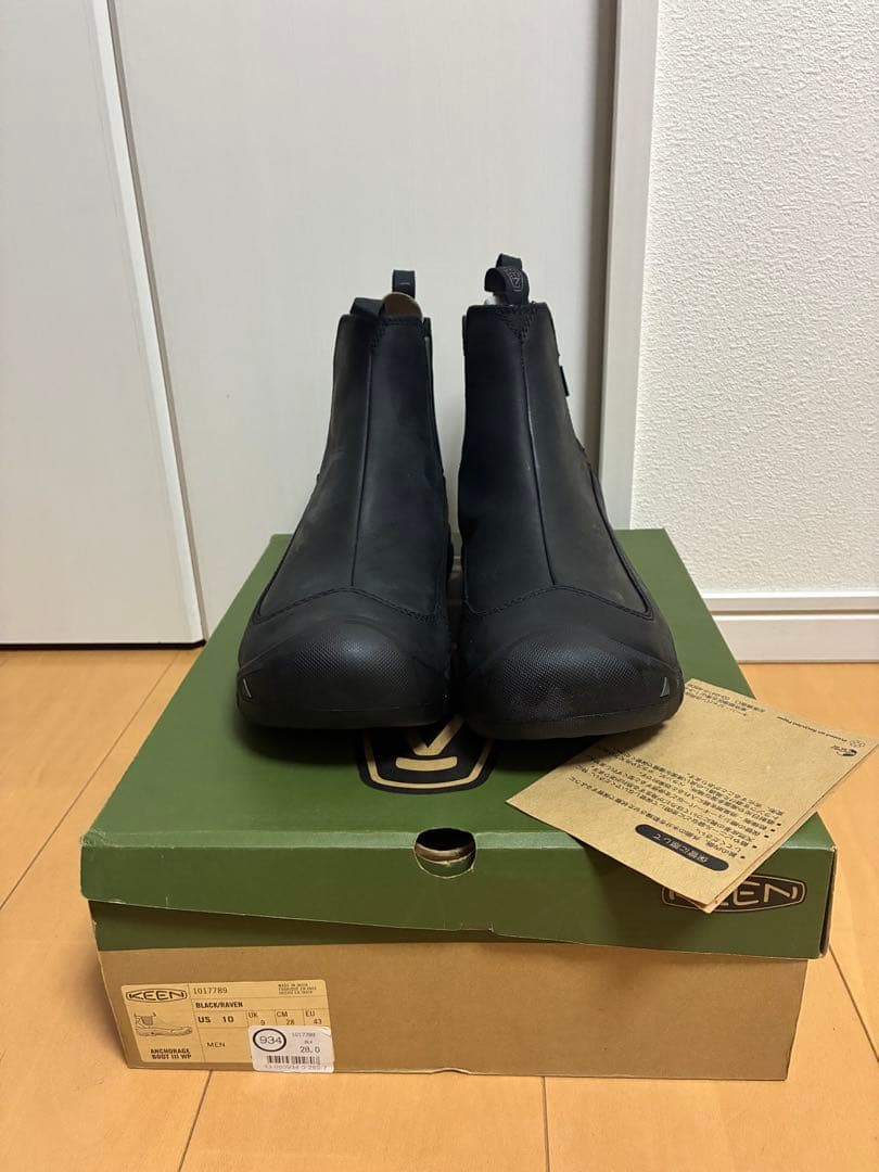 KEEN アンカレッジブーツIII サイドゴア温かいwarm本革　防水