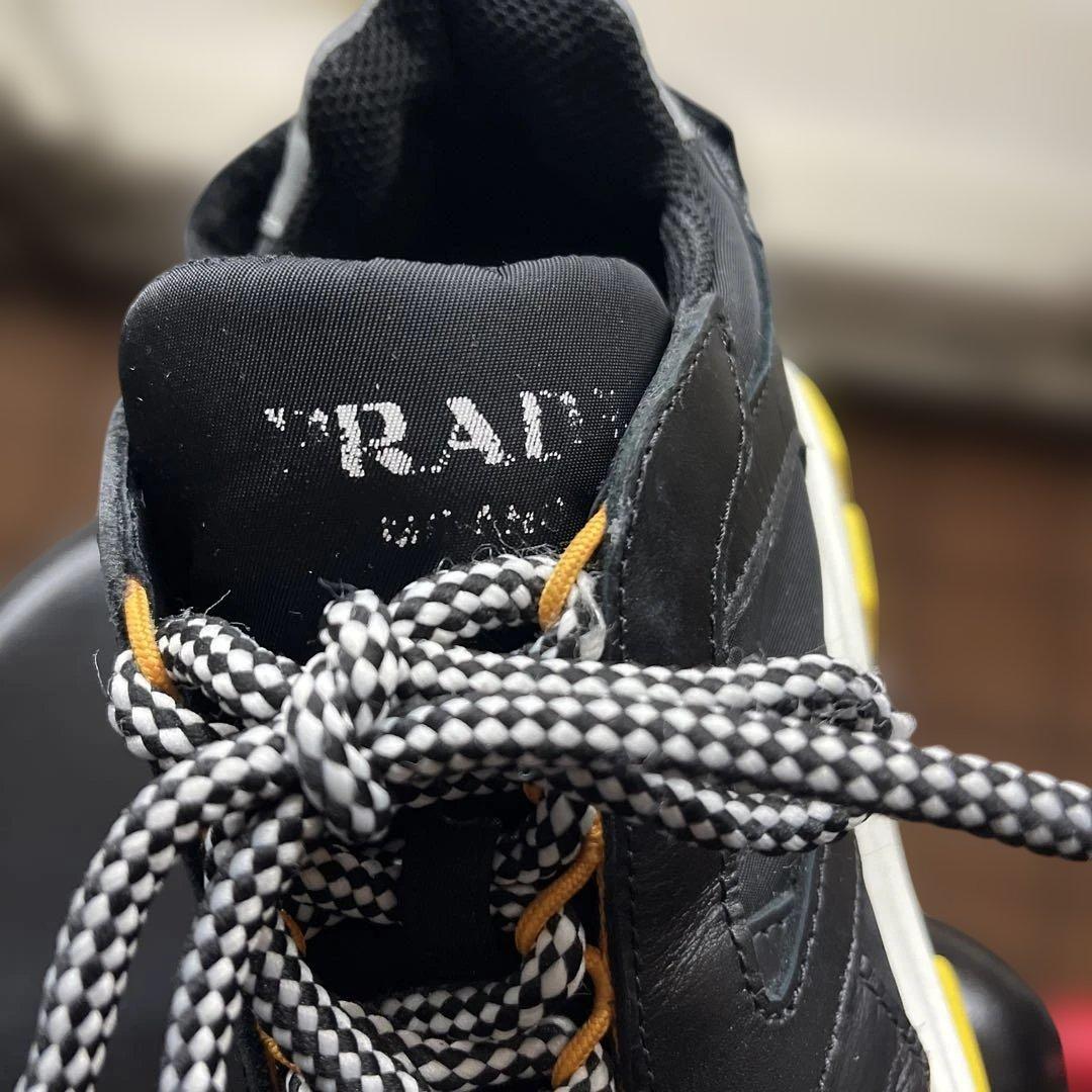 PRADA ブラック 厚底スニーカー