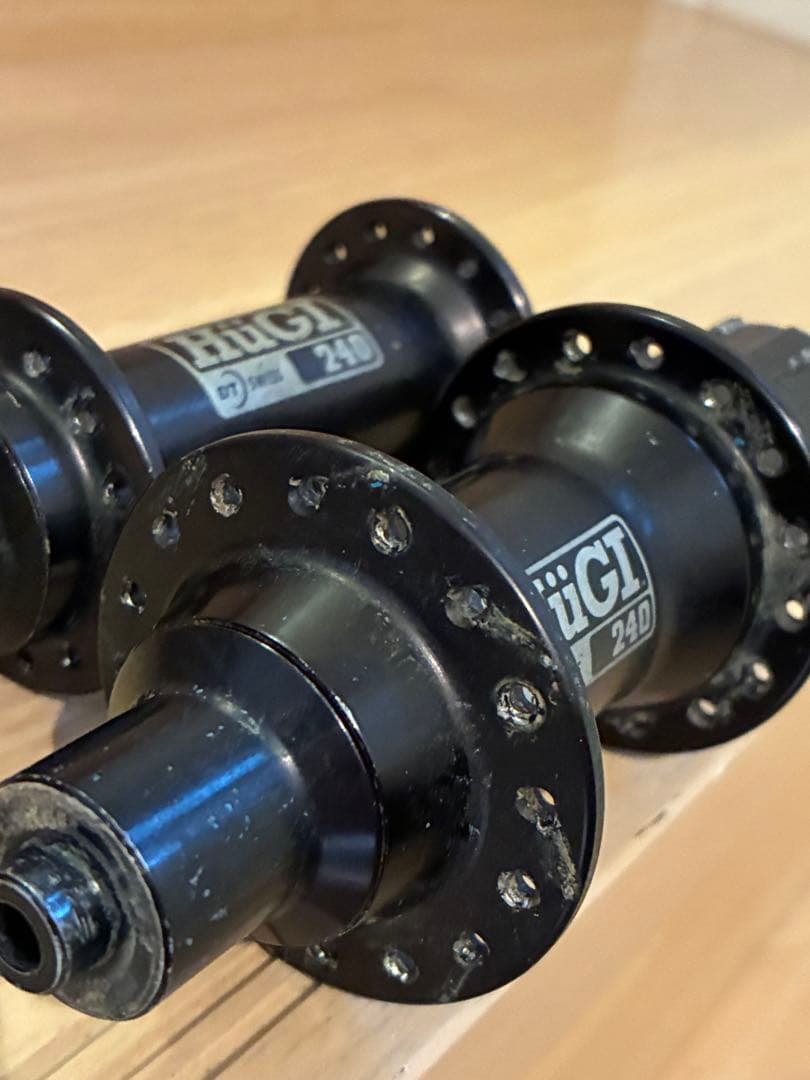 Hugi DT Swiss 240 ビンテージ　ハブセット　135/100