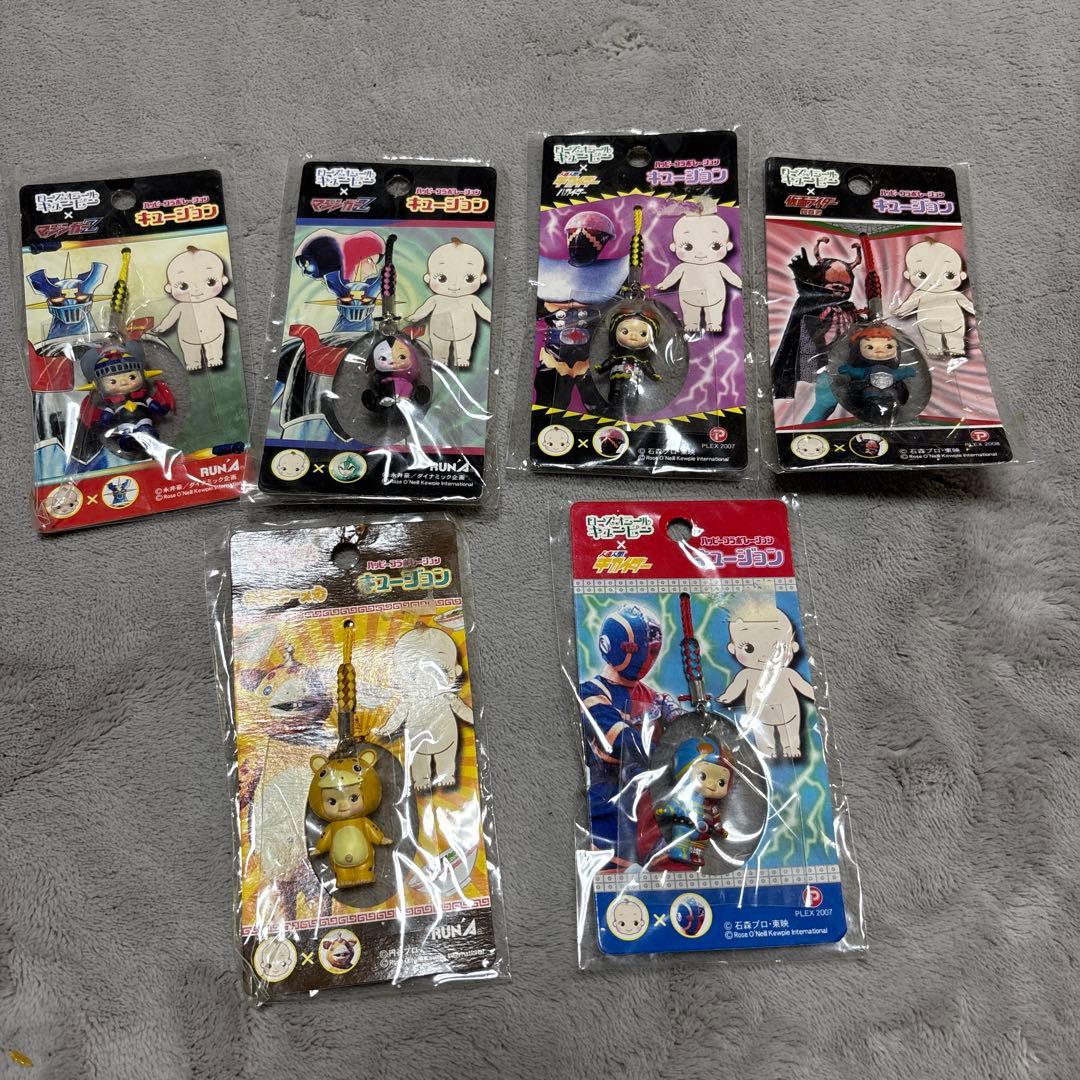 キューピーのキーホルダーのセット