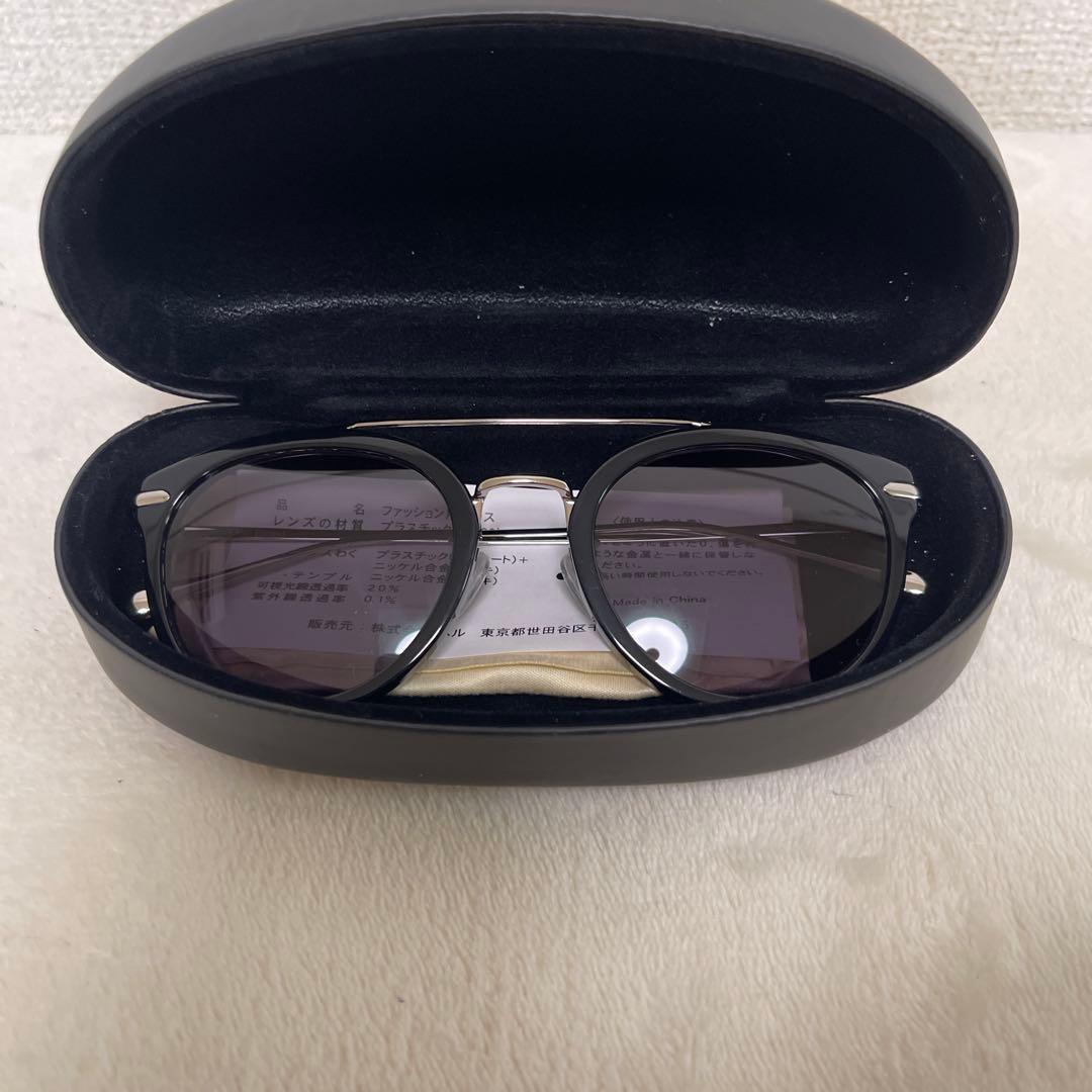 もろちゃん　One Blood ブラック サングラス ケース付き