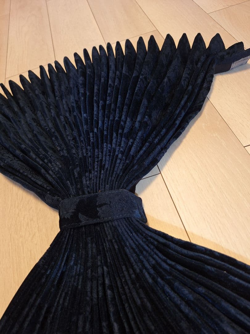 金華山仮眠カーテン【トラック用】ネイビーチンチラ風バラ柄2枚セット