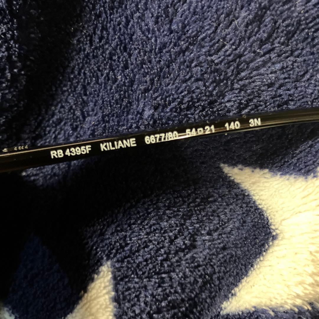 ★極美品　Ray-Ban　ブラックサングラス　付属品完備