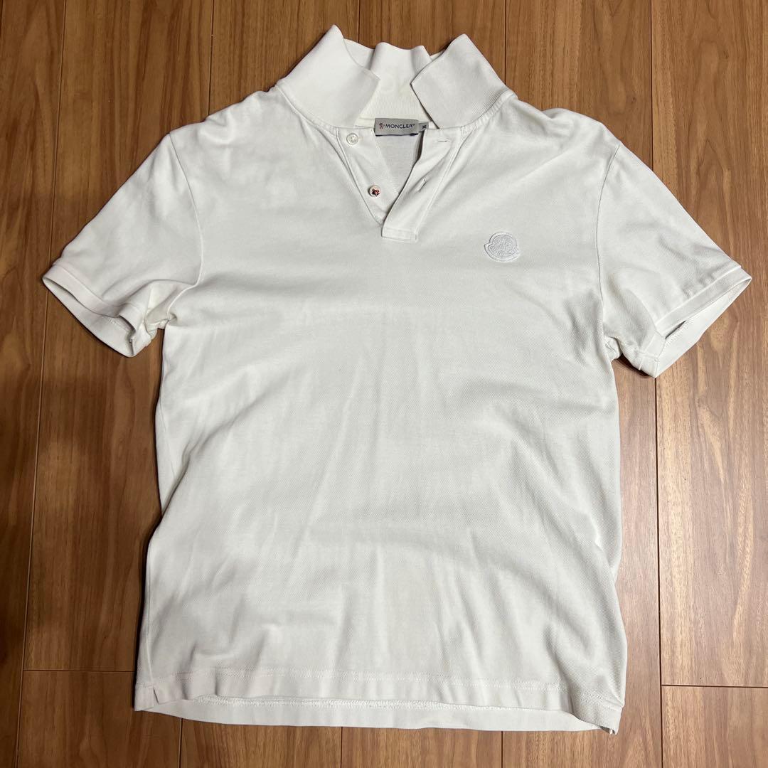 モンクレール　白色　ポロシャツ　Ｍサイズ