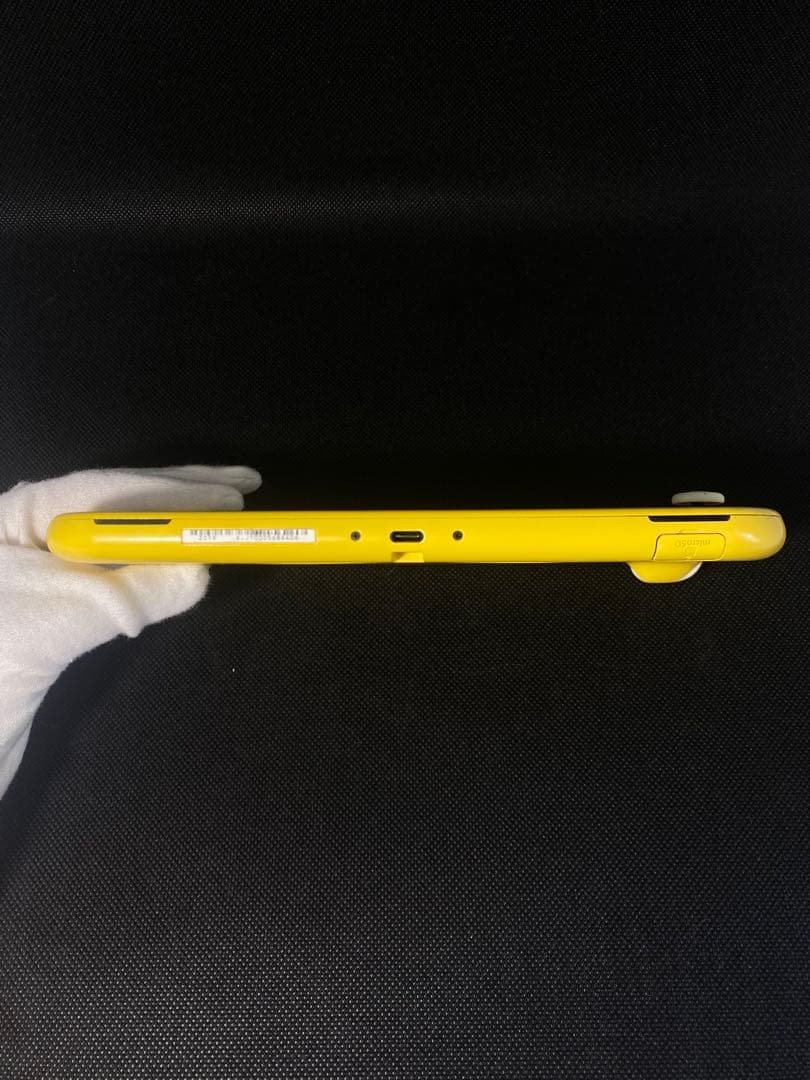 Nintendo Switch Lite ジャンク品 黄色 本体,箱,充電器付き