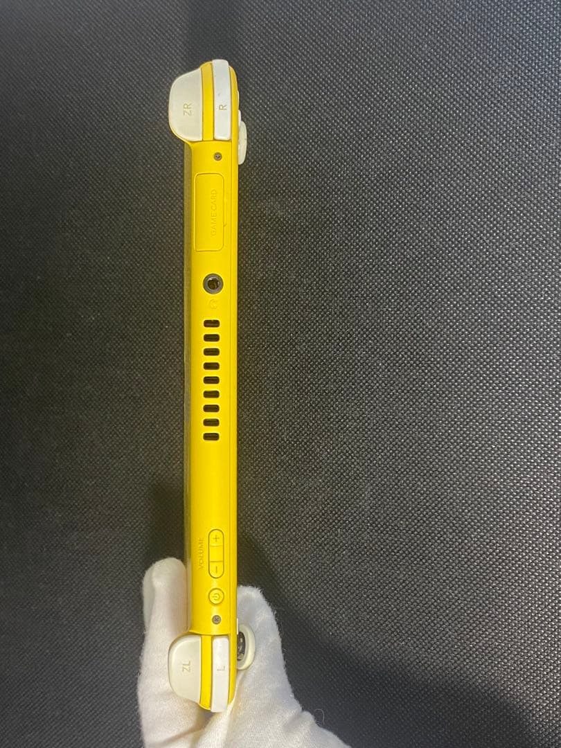 Nintendo Switch Lite ジャンク品 黄色 本体,箱,充電器付き