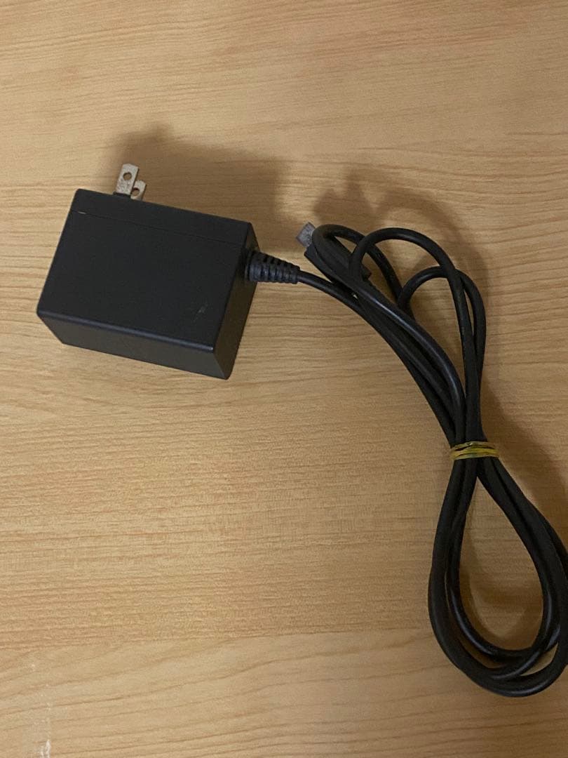 Nintendo Switch Lite ジャンク品 黄色 本体,箱,充電器付き