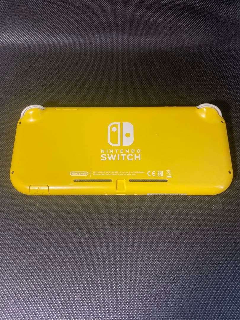 Nintendo Switch Lite ジャンク品 黄色 本体,箱,充電器付き