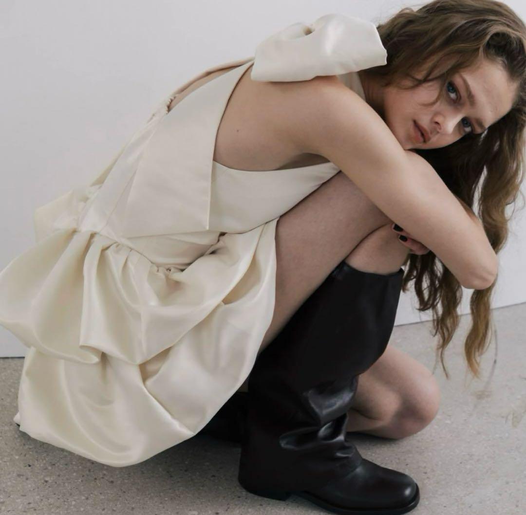 完売品　THETOE Etoile Balloon Dress