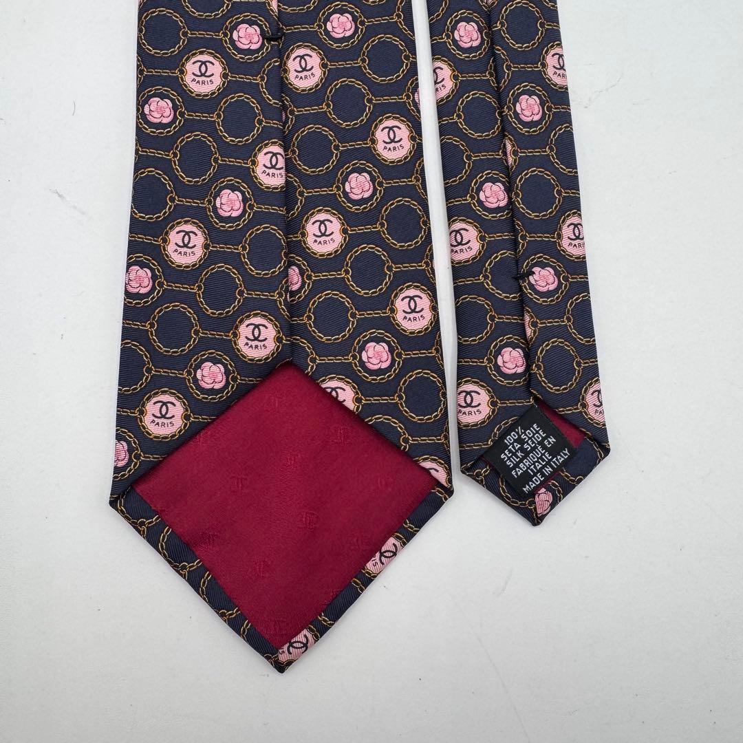 CHANEL シャネル ネクタイ 小紋 総柄 カメリア チェーン付 プリント