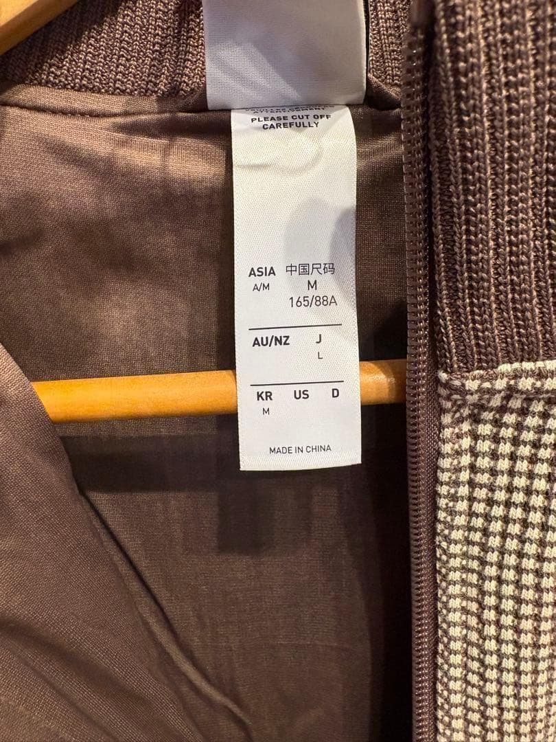 【新品】激カワ♡アディダス　クロップトラックジャケット　Lサイズ