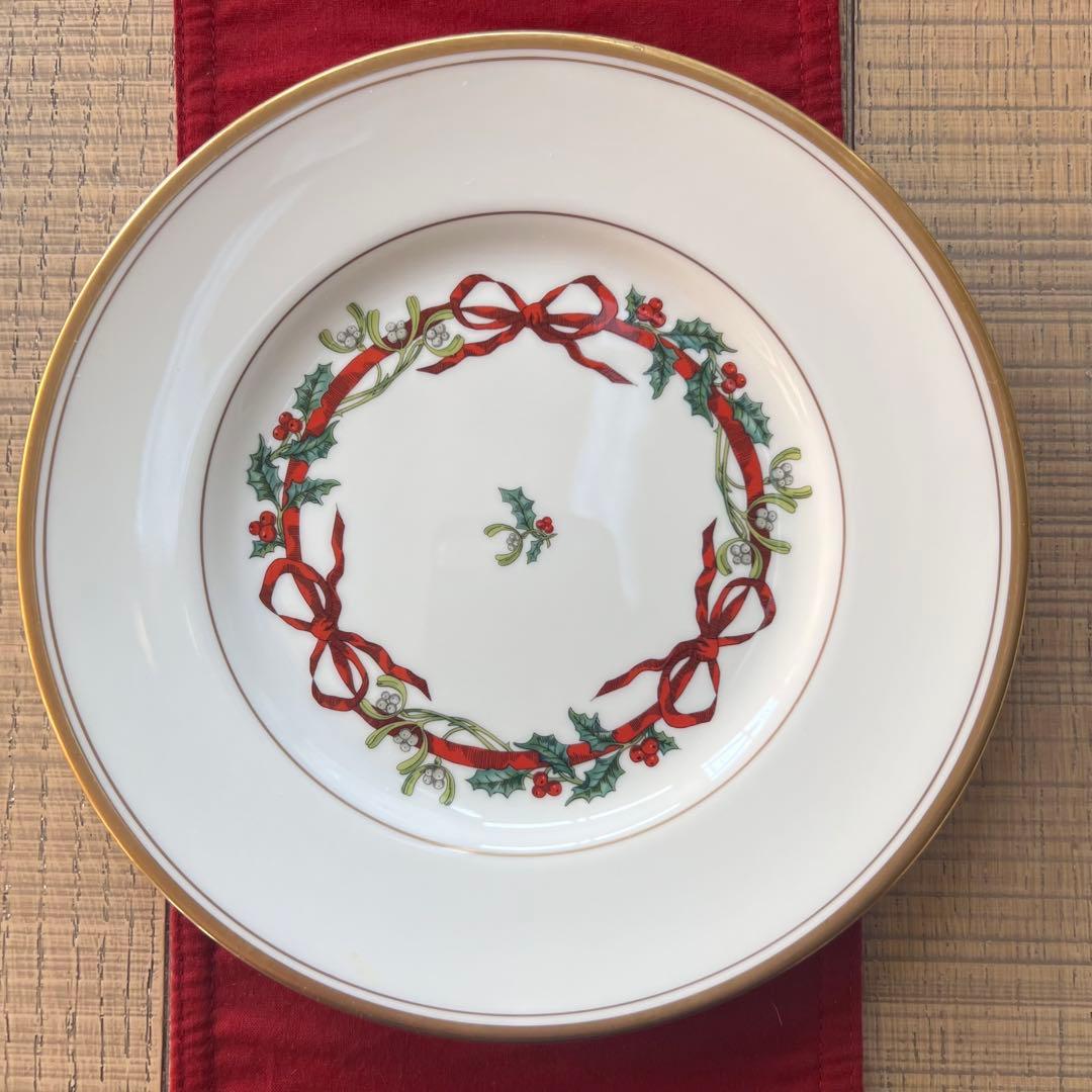  WORCESTER Holly Ribbonsサラダプレートセット