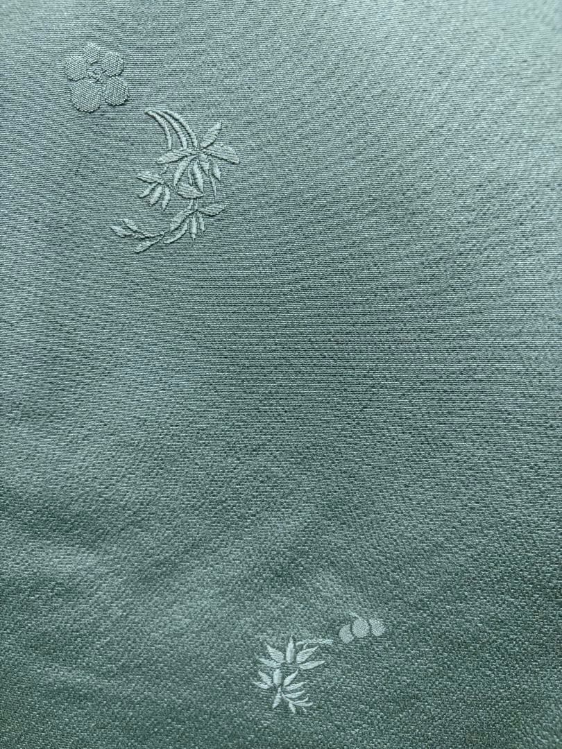 B 作家物 柿本市郎 小花の地模様 水浅葱色 縮緬 正絹 袷 色無地 着物 K5