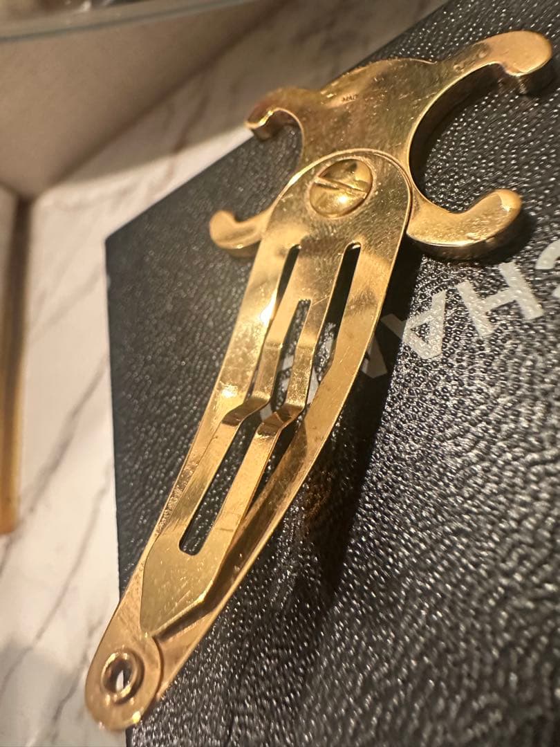 CELINE セリーヌ トリオンフ ヘアクリップ ヘアピン ゴールド レディース