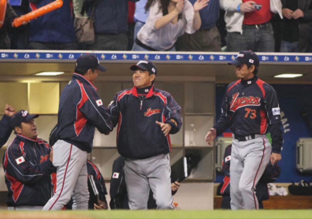 2009WBC日本代表　緒方耕一コーチユニフォーム　世界連覇