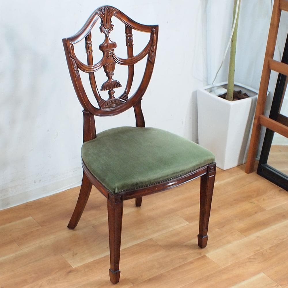 クラシカル ダイニングチェア A 彫刻 透かし彫り アンティーク