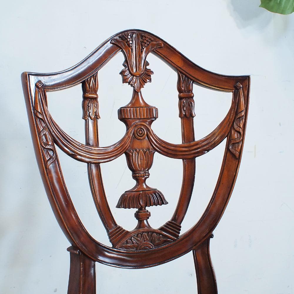 クラシカル ダイニングチェア A 彫刻 透かし彫り アンティーク