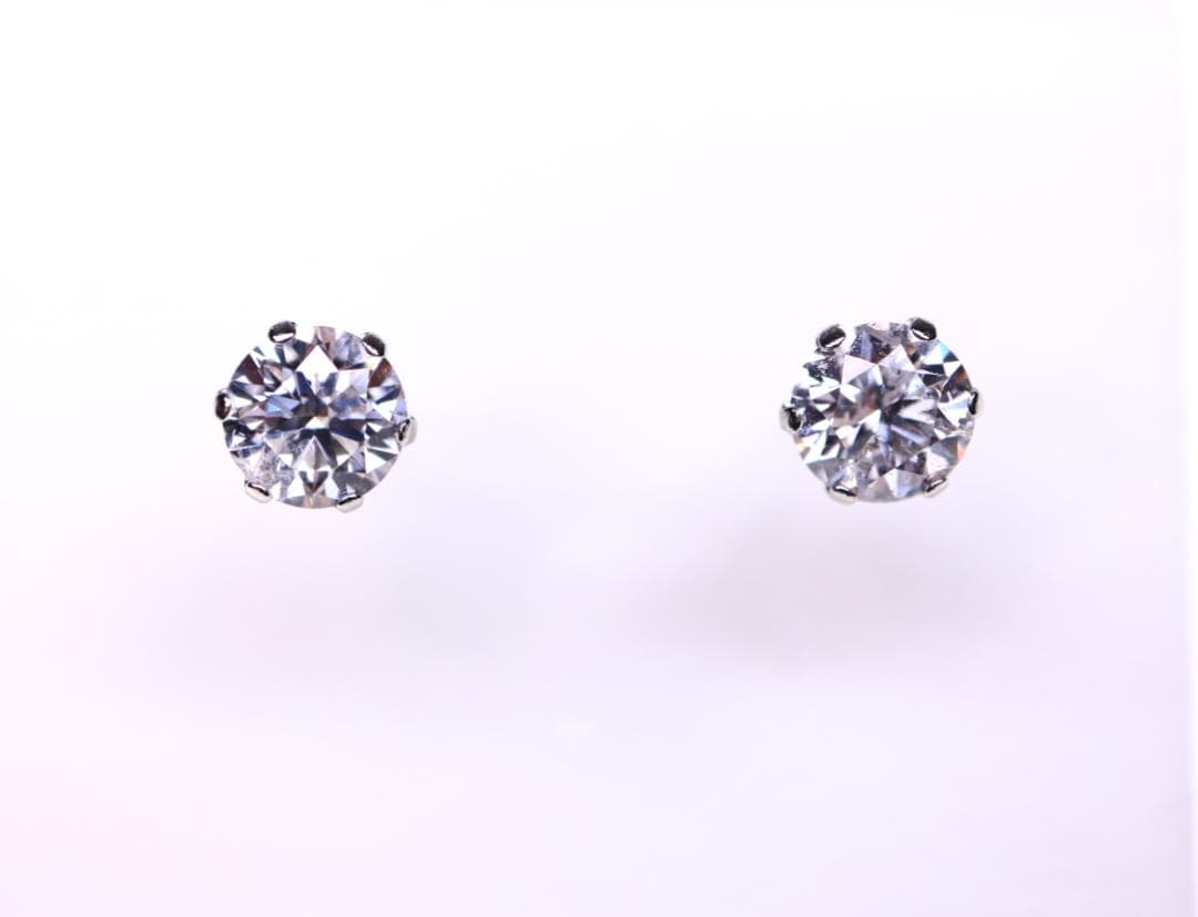 Pt900ダイヤモンドピアス 0.707ct D SI2 EX(H&C) 鑑定書