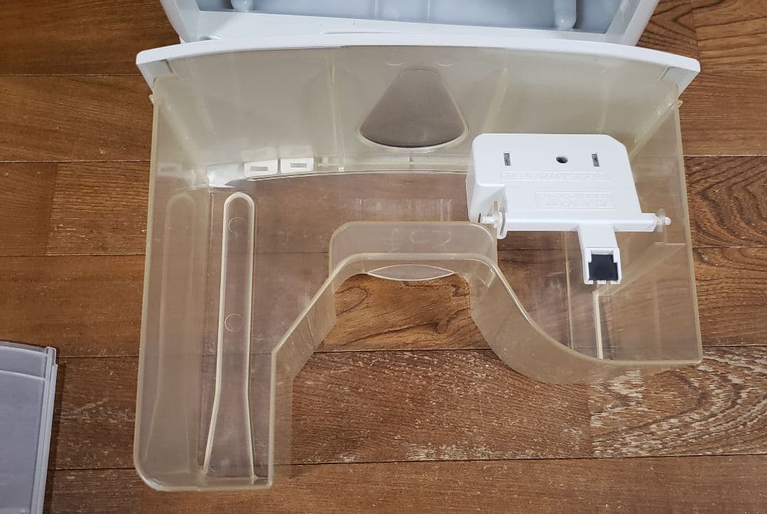 【ジャンク品】MITSUBISHI 除湿機 ホワイト