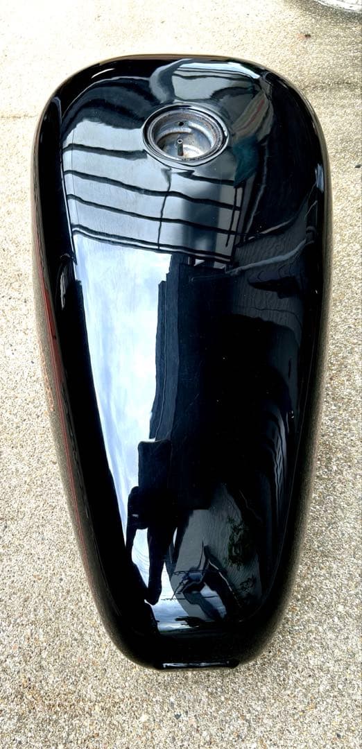 Harley-Davidson スポーツスター純正タンク