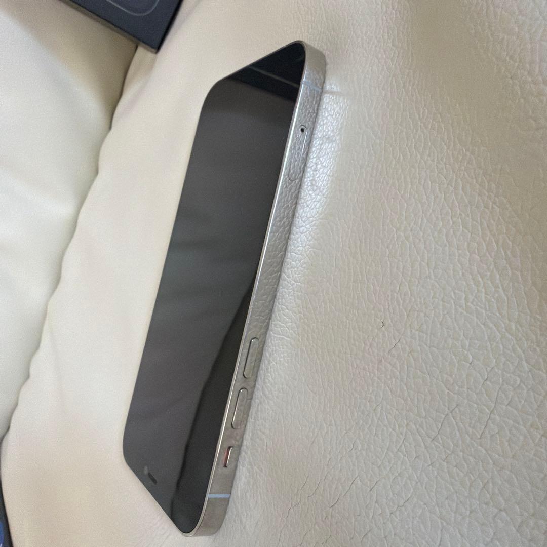 Apple iPhone 12pro 本体 シルバー 箱付き